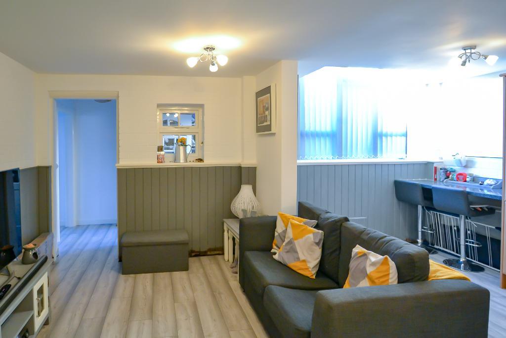 1 Bedroom Flat For Sale in Newtown Avenue, North Bersted, Bognor Regis