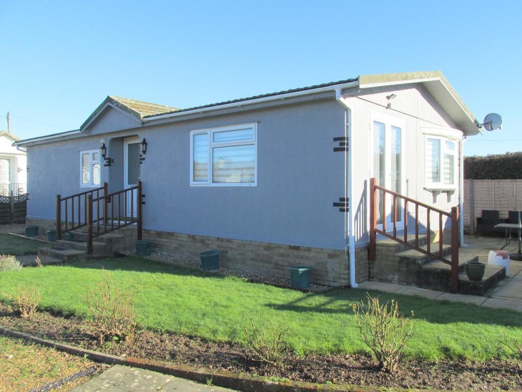 2 Bedroom Park Home For Sale in The Old Canal, Lidsey, Bognor Regis