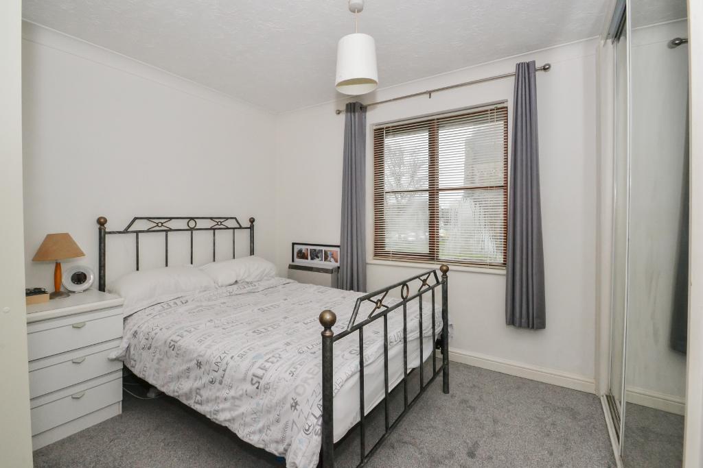 2 Bedroom Flat For Sale in Regent Mews, 21 Victoria Drive, Bognor Regis